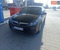 Черный Опель Вектра, объемом двигателя 2.2 л и пробегом 295 тыс. км за 4500 $, фото 1 на Automoto.ua