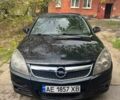 Черный Опель Вектра, объемом двигателя 1.8 л и пробегом 200 тыс. км за 3700 $, фото 1 на Automoto.ua