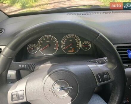 Чорний Опель Вектра, об'ємом двигуна 2.2 л та пробігом 226 тис. км за 4700 $, фото 2 на Automoto.ua
