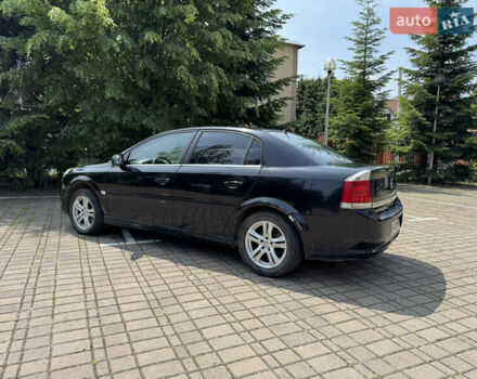 Черный Опель Вектра, объемом двигателя 2.2 л и пробегом 222 тыс. км за 3000 $, фото 6 на Automoto.ua