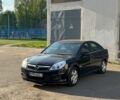 Черный Опель Вектра, объемом двигателя 1.9 л и пробегом 300 тыс. км за 2800 $, фото 1 на Automoto.ua
