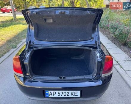 Черный Опель Вектра, объемом двигателя 2.2 л и пробегом 209 тыс. км за 4750 $, фото 12 на Automoto.ua