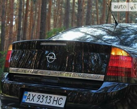 Черный Опель Вектра, объемом двигателя 2.2 л и пробегом 211 тыс. км за 6700 $, фото 95 на Automoto.ua