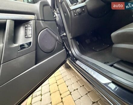 Чорний Опель Вектра, об'ємом двигуна 2.2 л та пробігом 89 тис. км за 8300 $, фото 19 на Automoto.ua