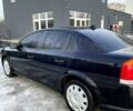 Черный Опель Вектра, объемом двигателя 2.2 л и пробегом 74 тыс. км за 7500 $, фото 5 на Automoto.ua