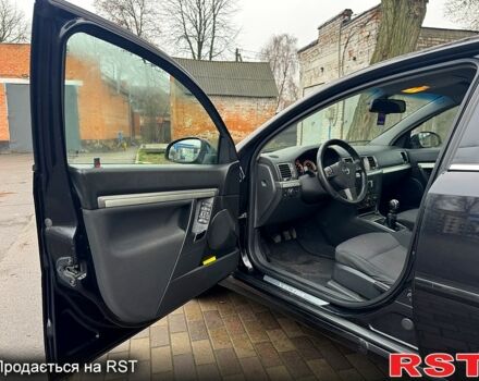 Черный Опель Вектра, объемом двигателя 2.2 л и пробегом 0 тыс. км за 4500 $, фото 6 на Automoto.ua