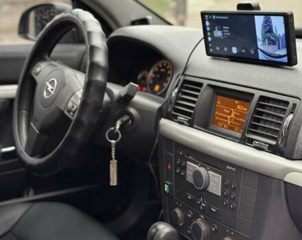 Опель Вектра 2007 у Запоріжжя на Automoto.ua Чорний Опель Вектра, об'ємом двигуна 2.2 л та пробігом 252 тис. км за 5900 $, фото 9 на Automoto.ua