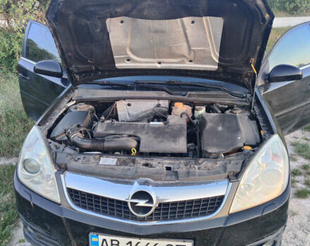 Черный Опель Вектра, объемом двигателя 2.2 л и пробегом 210 тыс. км за 4500 $, фото 6 на Automoto.ua