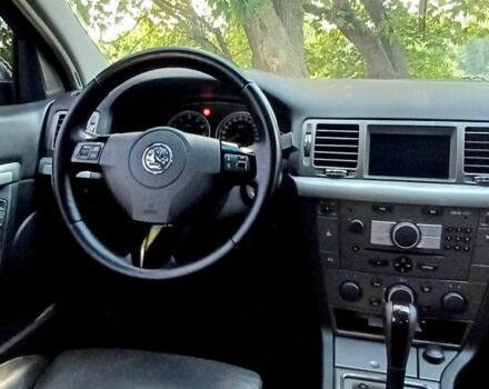 Черный Опель Вектра, объемом двигателя 2.8 л и пробегом 250 тыс. км за 5999 $, фото 9 на Automoto.ua