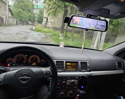 Черный Опель Вектра, объемом двигателя 1.8 л и пробегом 268 тыс. км за 6500 $, фото 6 на Automoto.ua