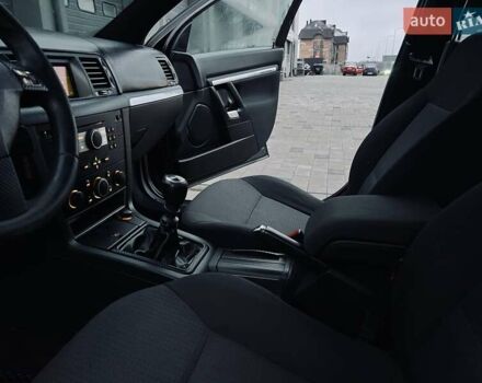 Черный Опель Вектра, объемом двигателя 1.91 л и пробегом 295 тыс. км за 4499 $, фото 20 на Automoto.ua