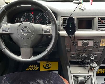 Черный Опель Вектра, объемом двигателя 2.2 л и пробегом 250 тыс. км за 5600 $, фото 17 на Automoto.ua