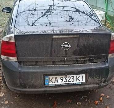 Черный Опель Вектра, объемом двигателя 2.2 л и пробегом 238 тыс. км за 5500 $, фото 10 на Automoto.ua