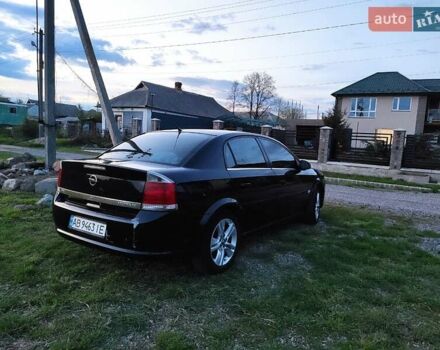 Черный Опель Вектра, объемом двигателя 2.2 л и пробегом 307 тыс. км за 6000 $, фото 4 на Automoto.ua