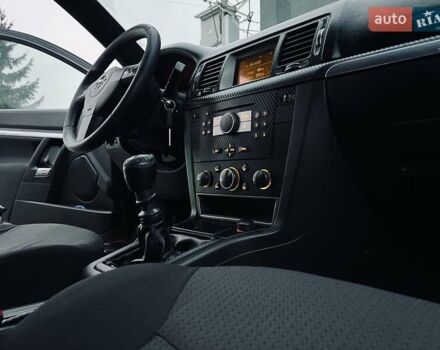 Черный Опель Вектра, объемом двигателя 1.91 л и пробегом 295 тыс. км за 4499 $, фото 16 на Automoto.ua