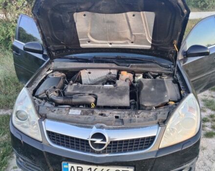 Черный Опель Вектра, объемом двигателя 2.2 л и пробегом 210 тыс. км за 4500 $, фото 7 на Automoto.ua