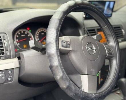Опель Вектра 2007 у Запоріжжя на Automoto.ua Чорний Опель Вектра, об'ємом двигуна 2.2 л та пробігом 252 тис. км за 5900 $, фото 1 на Automoto.ua