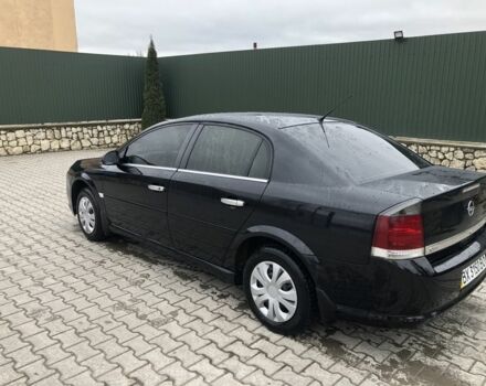 Черный Опель Вектра, объемом двигателя 1.8 л и пробегом 207 тыс. км за 5600 $, фото 1 на Automoto.ua
