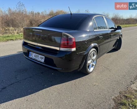 Черный Опель Вектра, объемом двигателя 2.2 л и пробегом 268 тыс. км за 6500 $, фото 1 на Automoto.ua