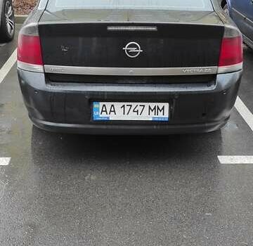 Черный Опель Вектра, объемом двигателя 2.2 л и пробегом 182 тыс. км за 5500 $, фото 1 на Automoto.ua