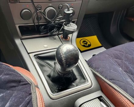 Черный Опель Вектра, объемом двигателя 2.2 л и пробегом 250 тыс. км за 5600 $, фото 18 на Automoto.ua