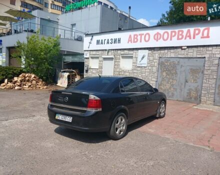 Черный Опель Вектра, объемом двигателя 1.8 л и пробегом 190 тыс. км за 4500 $, фото 1 на Automoto.ua