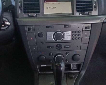 Черный Опель Вектра, объемом двигателя 2.8 л и пробегом 250 тыс. км за 5999 $, фото 8 на Automoto.ua