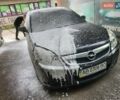 Черный Опель Вектра, объемом двигателя 2.2 л и пробегом 258 тыс. км за 6000 $, фото 1 на Automoto.ua