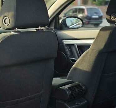 Чорний Опель Вектра, об'ємом двигуна 1.6 л та пробігом 215 тис. км за 3900 $, фото 14 на Automoto.ua