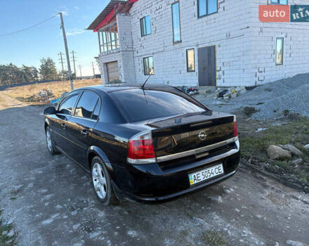 Чорний Опель Вектра, об'ємом двигуна 1.8 л та пробігом 244 тис. км за 3500 $, фото 4 на Automoto.ua