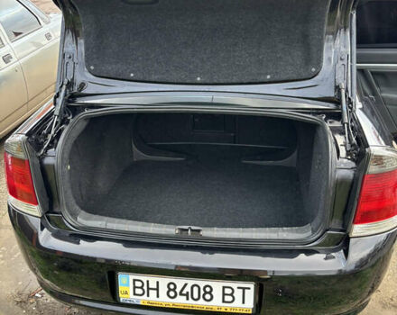 Черный Опель Вектра, объемом двигателя 2.2 л и пробегом 33 тыс. км за 7900 $, фото 1 на Automoto.ua