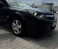 Черный Опель Вектра, объемом двигателя 2.2 л и пробегом 228 тыс. км за 5500 $, фото 3 на Automoto.ua