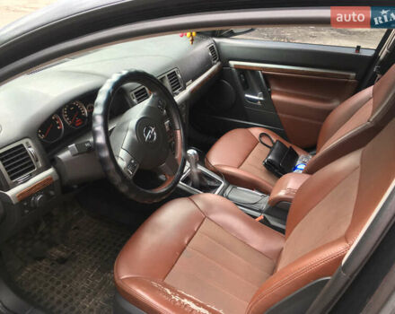 Черный Опель Вектра, объемом двигателя 2.2 л и пробегом 225 тыс. км за 5600 $, фото 6 на Automoto.ua