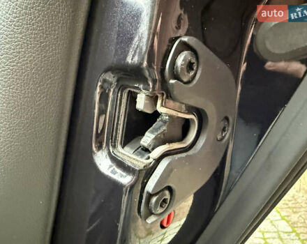 Чорний Опель Вектра, об'ємом двигуна 2.2 л та пробігом 33 тис. км за 9500 $, фото 53 на Automoto.ua