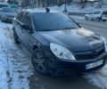 Черный Опель Вектра, объемом двигателя 2.2 л и пробегом 246 тыс. км за 5000 $, фото 1 на Automoto.ua