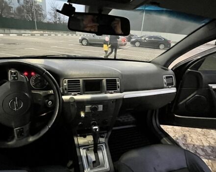 Чорний Опель Вектра, об'ємом двигуна 2.2 л та пробігом 357 тис. км за 3700 $, фото 2 на Automoto.ua