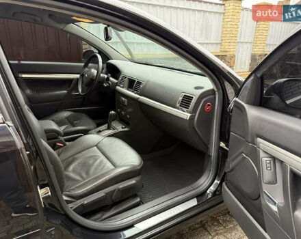 Чорний Опель Вектра, об'ємом двигуна 2.2 л та пробігом 33 тис. км за 9500 $, фото 76 на Automoto.ua