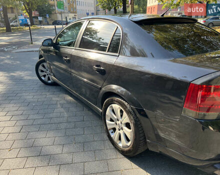 Черный Опель Вектра, объемом двигателя 2.2 л и пробегом 235 тыс. км за 6200 $, фото 3 на Automoto.ua