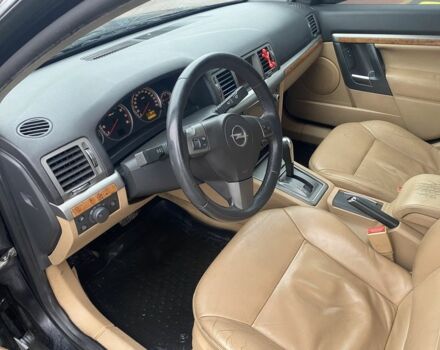 Черный Опель Вектра, объемом двигателя 2.2 л и пробегом 268 тыс. км за 5500 $, фото 6 на Automoto.ua