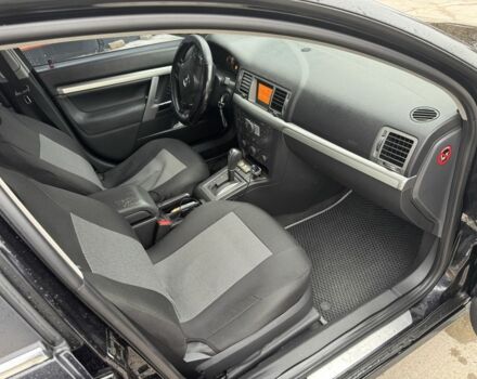 Черный Опель Вектра, объемом двигателя 2.2 л и пробегом 250 тыс. км за 5990 $, фото 22 на Automoto.ua