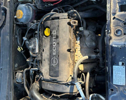 Чорний Опель Вектра, об'ємом двигуна 1.8 л та пробігом 244 тис. км за 3500 $, фото 13 на Automoto.ua