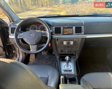 Чорний Опель Вектра, об'ємом двигуна 1.8 л та пробігом 244 тис. км за 3500 $, фото 6 на Automoto.ua