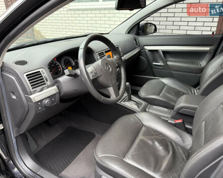 Чорний Опель Вектра, об'ємом двигуна 2.2 л та пробігом 33 тис. км за 9500 $, фото 25 на Automoto.ua