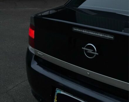 Черный Опель Вектра, объемом двигателя 2.5 л и пробегом 150 тыс. км за 7000 $, фото 3 на Automoto.ua