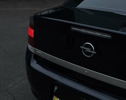 Чорний Опель Вектра, об'ємом двигуна 0 л та пробігом 150 тис. км за 6100 $, фото 5 на Automoto.ua