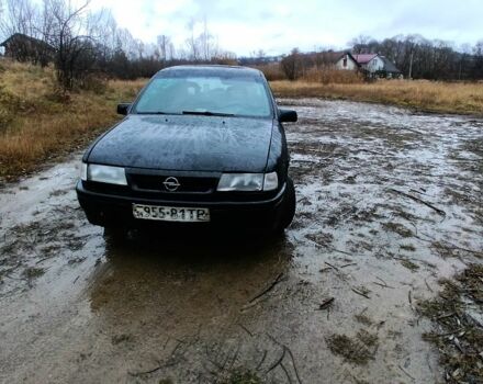 Черный Опель Вектра, объемом двигателя 0 л и пробегом 300 тыс. км за 700 $, фото 4 на Automoto.ua