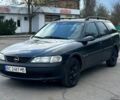 Черный Опель Вектра, объемом двигателя 1.8 л и пробегом 402 тыс. км за 2200 $, фото 2 на Automoto.ua