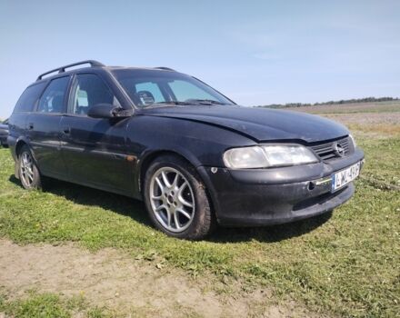 Черный Опель Вектра, объемом двигателя 0 л и пробегом 412 тыс. км за 450 $, фото 1 на Automoto.ua