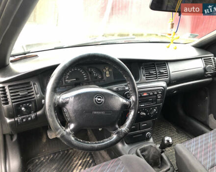 Чорний Опель Вектра, об'ємом двигуна 1.8 л та пробігом 296 тис. км за 1500 $, фото 12 на Automoto.ua