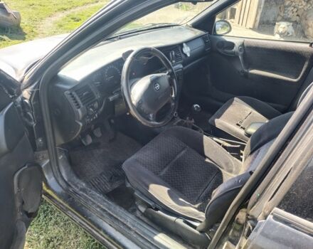 Черный Опель Вектра, объемом двигателя 0 л и пробегом 412 тыс. км за 450 $, фото 6 на Automoto.ua